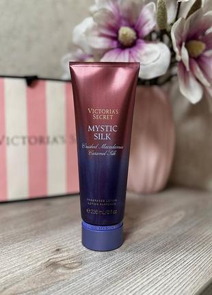 Парфумований зволожуючий лосьон для тіла victoria’s secret mystic silk fragrance lotion