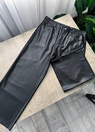 Шкірзам штани wide leg stradivarius