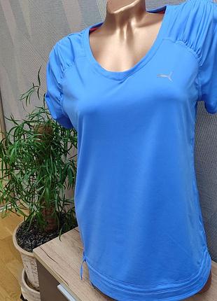 Красива оригінальна спортивна футболка puma