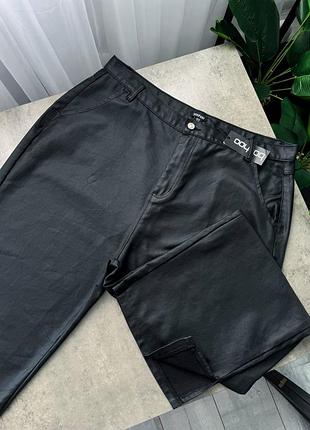 Джинси з пропиткою прямого крою straight leg boohoo