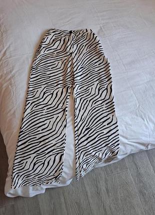 Жіночі брюки штани з анімалістичним принтом h&m