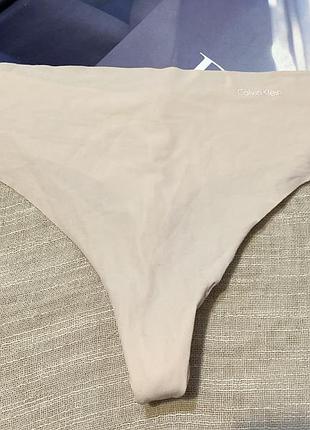 Calvin klein крутые кремовые стринги