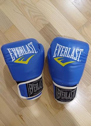 Боксерские перчатки everlast 10 унций синие