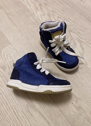 Высокие кроссовки на флисе 👟👦