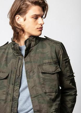 Чоловіча утеплена куртка  в стилі мілітарі zadig & voltaire bernard camou overd