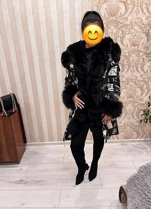Жіноча зимова парка з натуральним хутром — стильна, тепла, ефектна