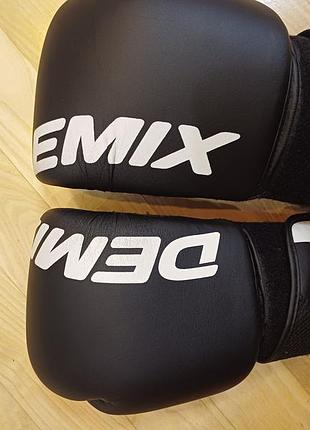 Перчатки спортивные demox 8 oz