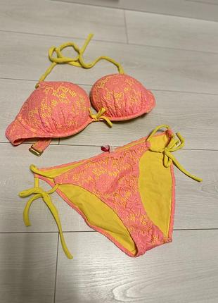 Роздільний купальник victoria's secret push up 38в рожевий з жовтим