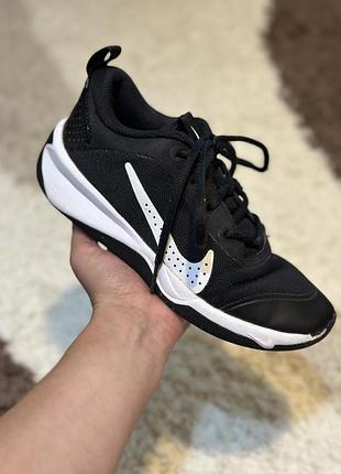 Оригінальні дитячі кросівки nike для хлопця 35.5 розмір (22см) б/в