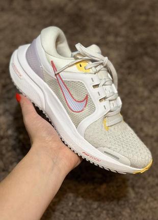 Оригінальні жіночі кросівки nike vomero 36.5 розмір (23см) б/в