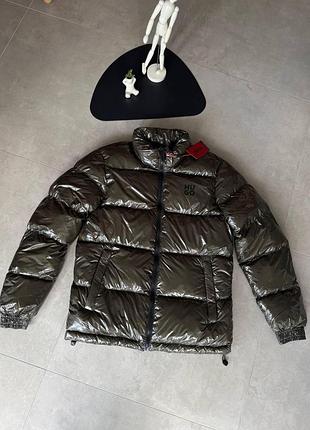 Зимова куртка пуховик hugo boss khaki глянц