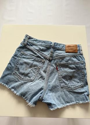 Оригінальні шорти levi’s