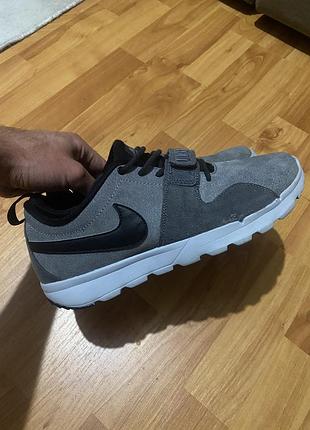 Кросівки чоловічі nike