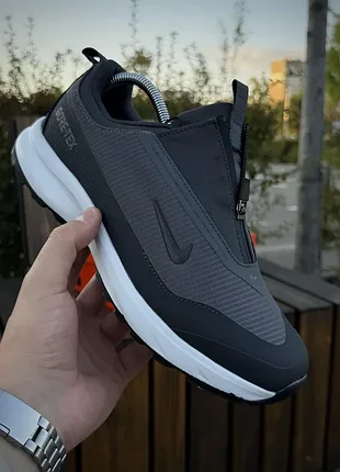 Кросівки nike acg mountain fly, сірі з білою підошвою 636-1