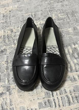 Лофери clarks