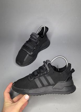 Кроссовки adidas
