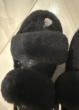 Жіночі уггі ugg хутряні чорні 2