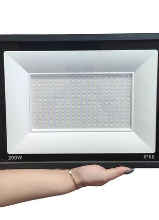 Світлодіодний прожектор flood light 200 w 6500 k 220 v ip66