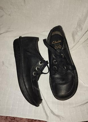 Туфли кожаные clarks на широкую ногу 38 размер