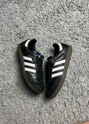 Кроссовки adidas samba   состояние хорошое   размер-38(24см)  цена-600грн