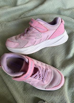 Кросівки skechers оригинал р.33