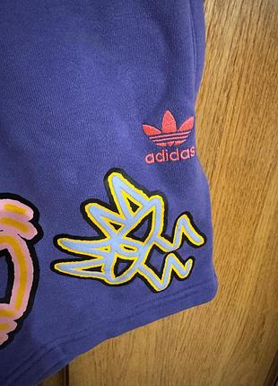 Шорти жіночі adidas фіолетові з принтом xs/s
