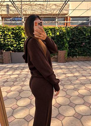 Костюм брючный 8