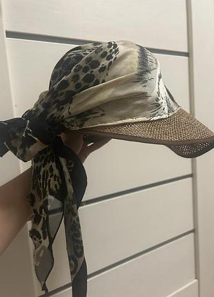 Стильний жіночий капелюх жіночий козирок-хустка / літня панама з козирочком (анімалістичний принт, 57 розмір