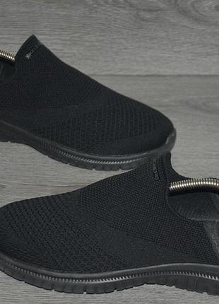 Кросівки чоловічі skechers чорні, розмір 42, довжина устілки 27.5 см, текстиль