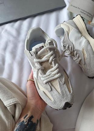 New balance 327 beige 2