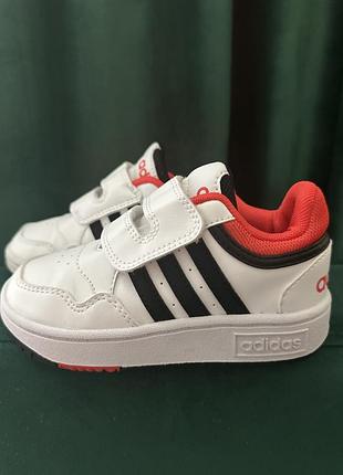 Дитячі кросівки adidas