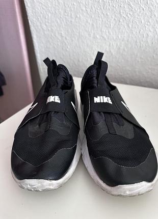 Кросівки nike жіночі чорні, розмір 37.5, устілка 23.5 см