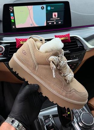 Жіночі зимові уги кеди ugg lowmel biege хутро беж / чорні. натуральна овчина, замша!!! з австралії, набите хутро