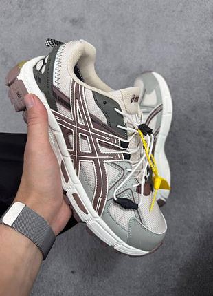 Утеплені зимові чоловічі кросівки asics gel-kahana 8 beige brown winter termo асікс бежевого з коричневим кольорів термо