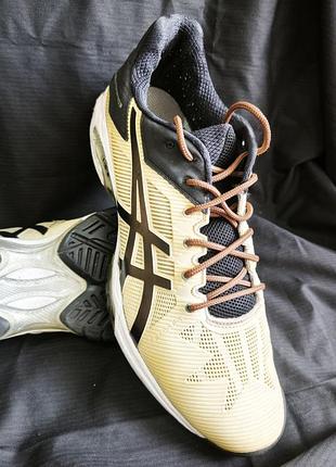 Чоловічі оригінальні кросівки бренду asics gel розмір 46