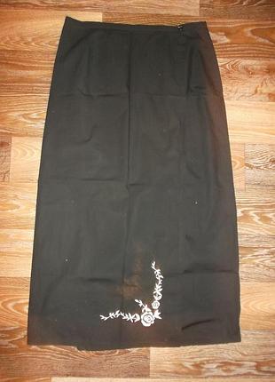 Юбка хлопок, фасон запах. вышивка.р. m - essentials