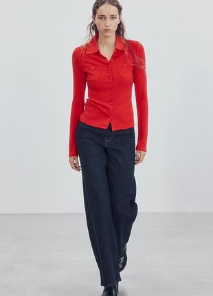 Футболка жіноча з ґудзиками та мінікишенями червона zara new