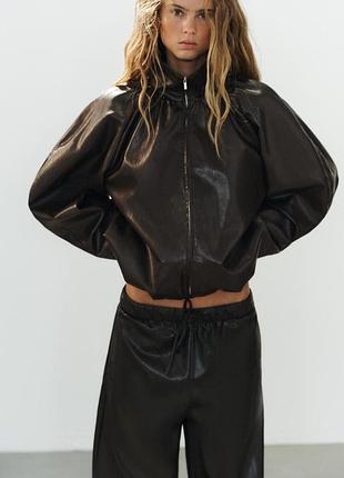 Куртка женская коричневая с драпировкой zara new