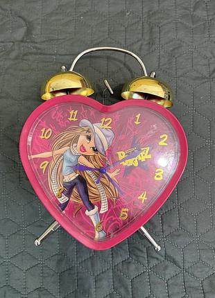 Вінтажний годинник bratz