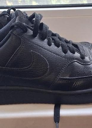 Кросівки чоловічі nike шкіряні чорні 42.5 длина устілки 27см