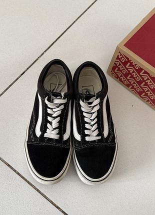 Кеди жіночі vans old skool чорно-білі