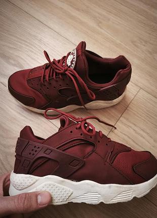 Кросівки nike air huarache бордові
