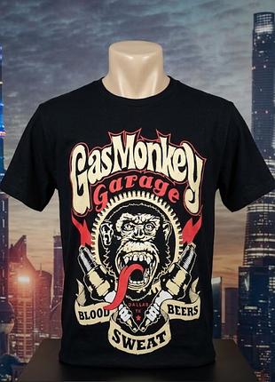 Оригинальная мужская футболка gas monkey garage с фирменным принтом «blood, sweat, beers» (dallas, tx). размер: m (medium).  
100% бавовна.