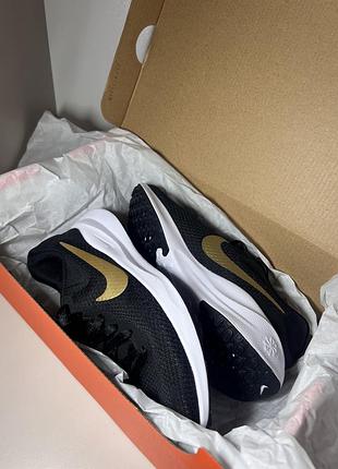 Оригінальні жіночі кросівки nike 3