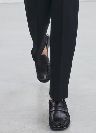 Лофери жіночі шкіряні з квадратним носком zara new