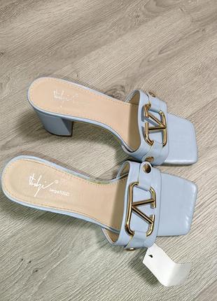 Шлепанцы женские