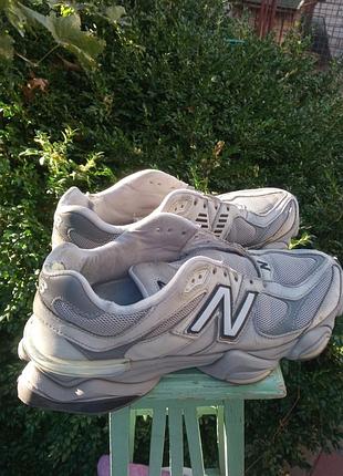 Кроссовки  new balance 9060 ,под ремонт внутри пяток , размер 47