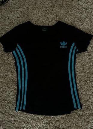 Футболка жіноча adidas чорна з бірюзовими смужками
