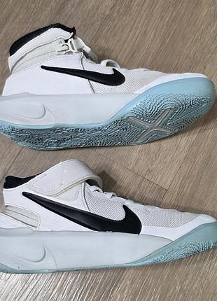 Кросівки nike розмір 35-35.5 3