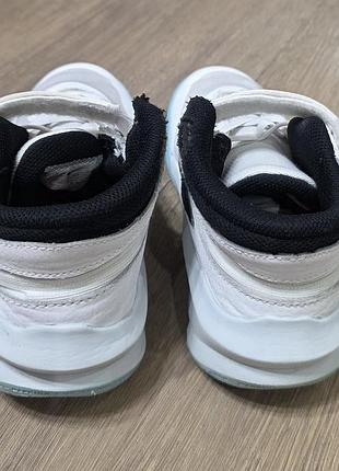 Кросівки nike розмір 35-35.5 4